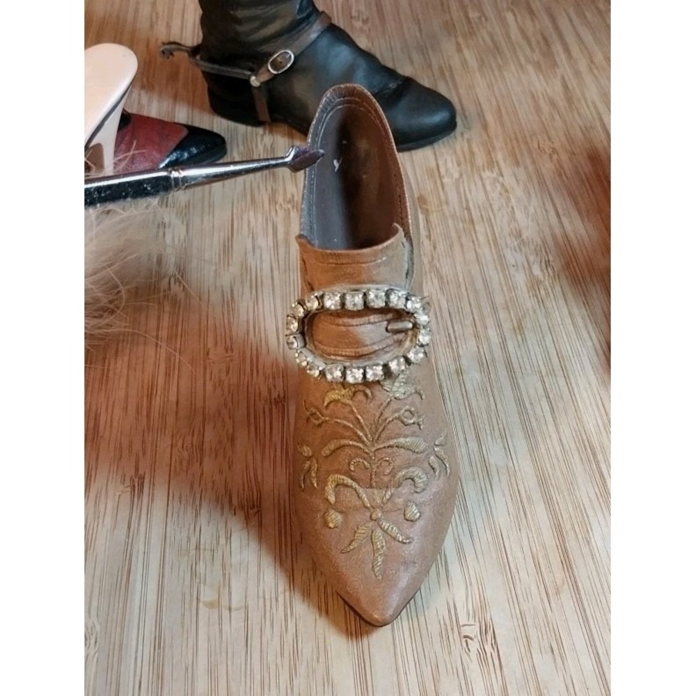 Just The Right Shoe By Raine Lot Of 6 Collector Shoes  & 2003 Trinket Box READ - Picture 6 of 16